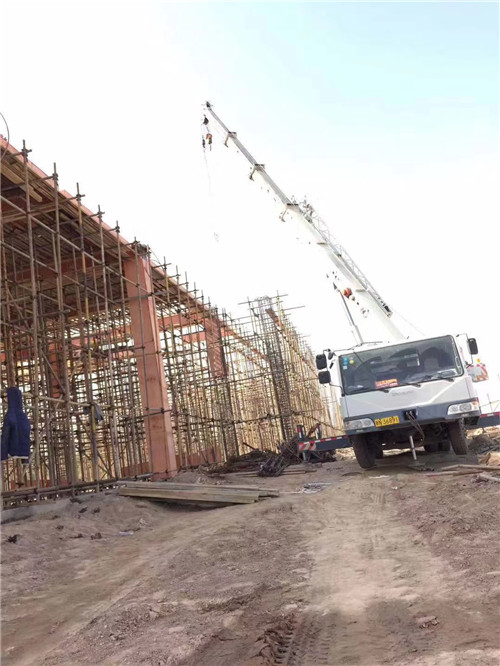 安仁县25 吨、50 吨吊车怎么选？多大重量 / 半径适合对应车型？